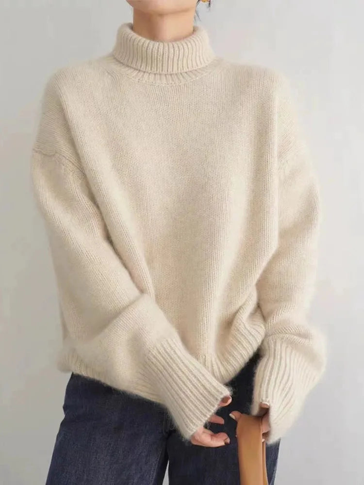 Jacky - Turtleneck