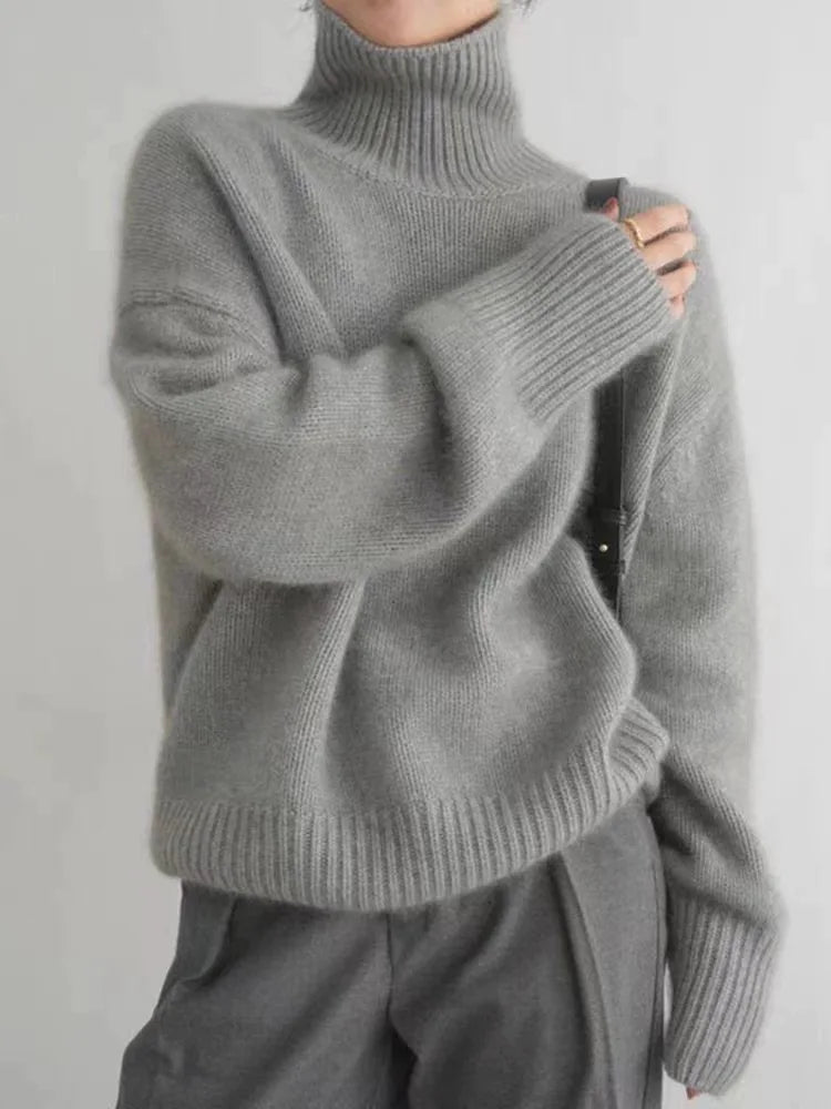 Jacky - Turtleneck