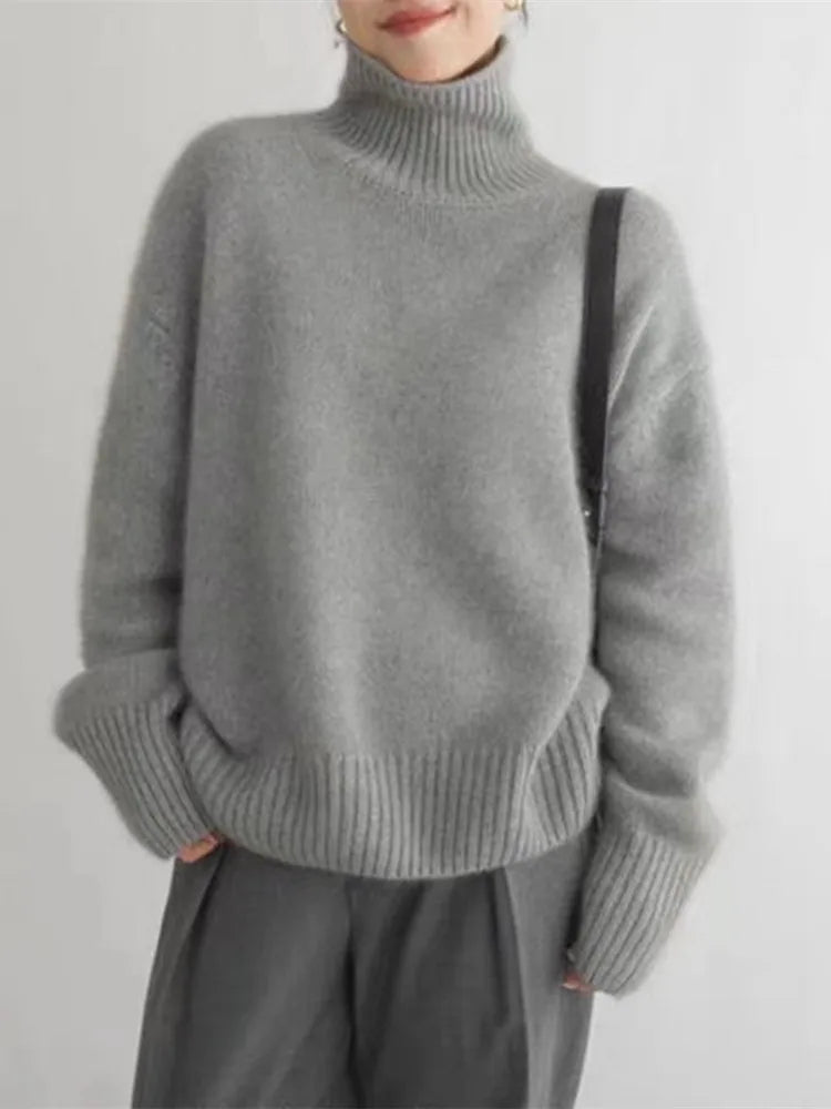 Jacky - Turtleneck