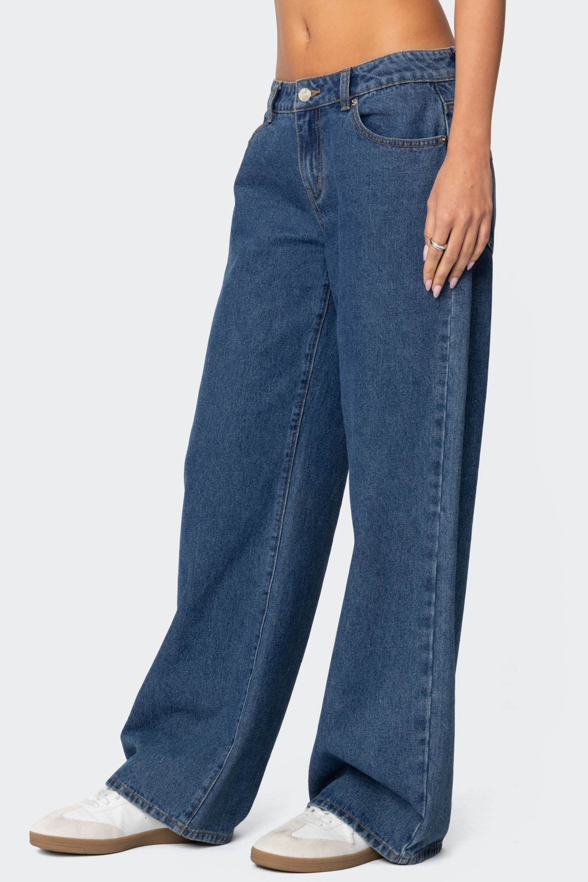 Lynn Washed Low Rise Jeans