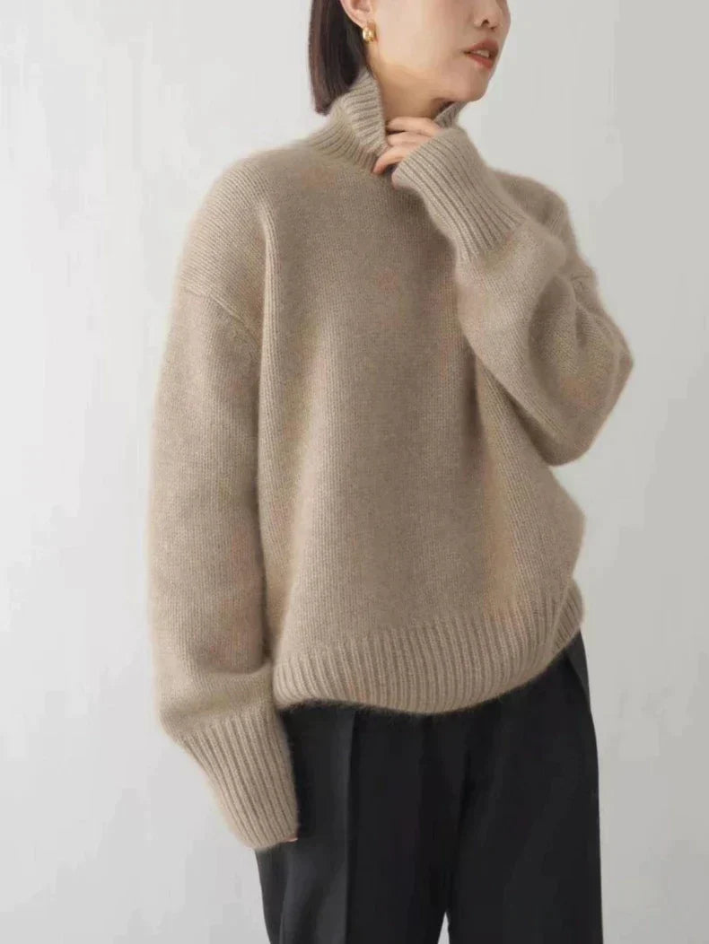 Jacky - Turtleneck