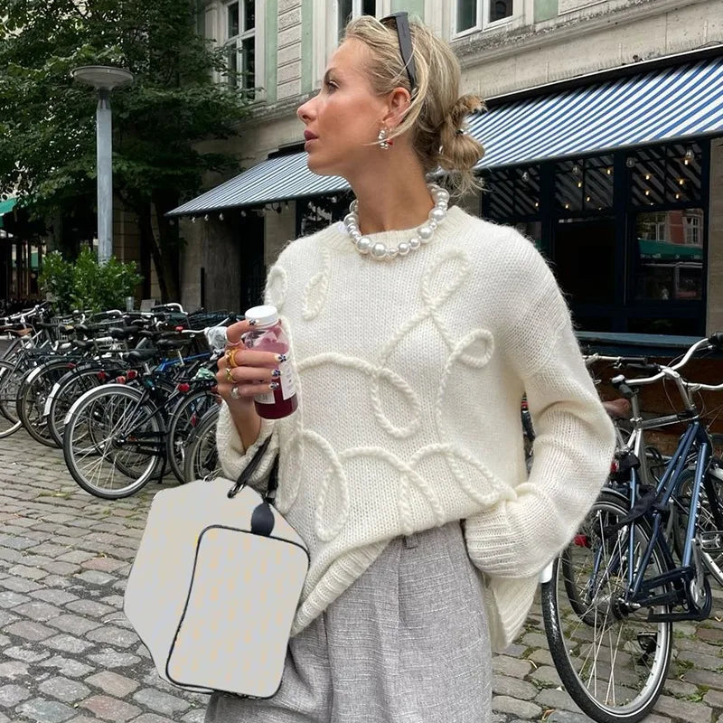 Lyla - Pullover Sweater