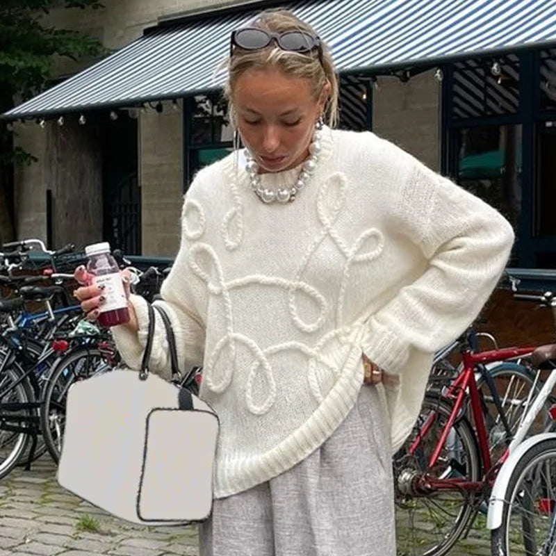 Lyla - Pullover Sweater